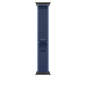 49mm-blue-bright-blue-trail-loop-m-l-black-titanium-finish_MG9Q4ref