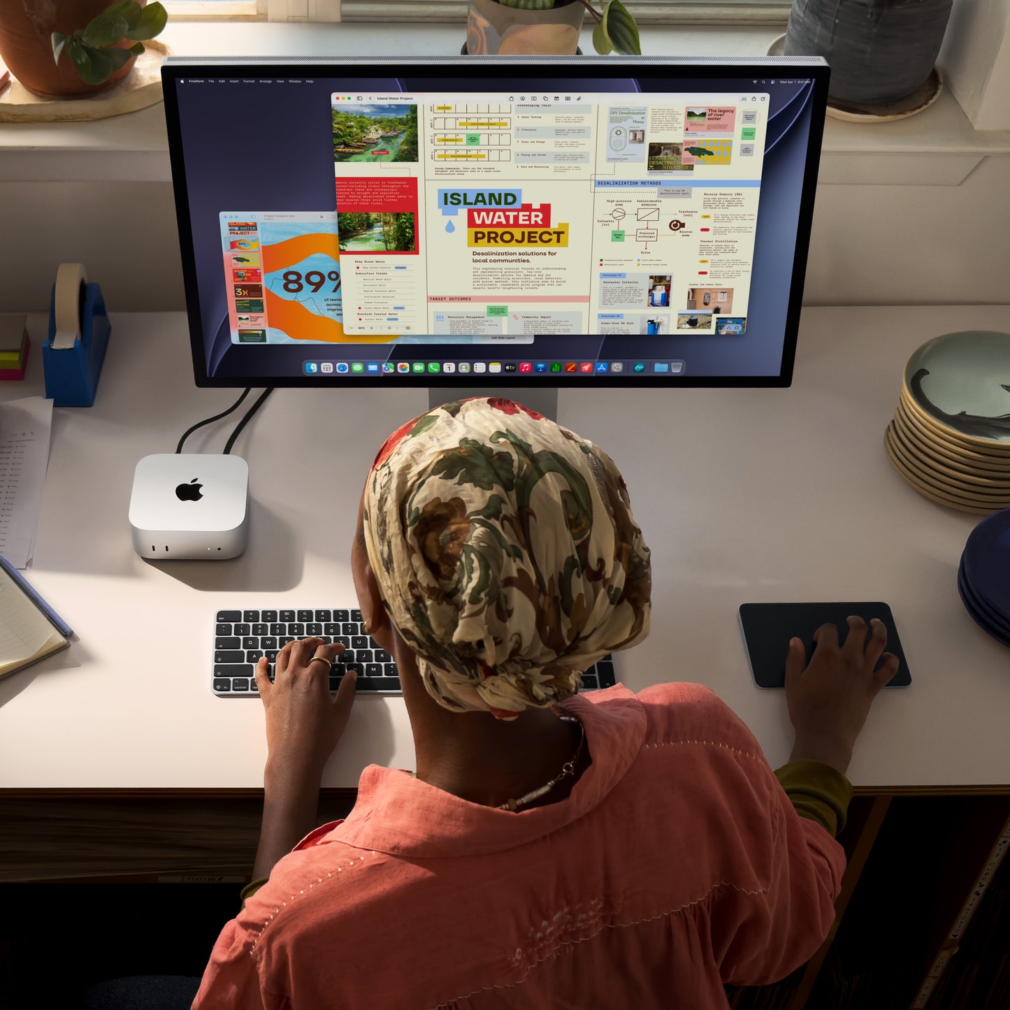 Mac_mini_M6_Silver_PDP_Image_Position_7__en-WW