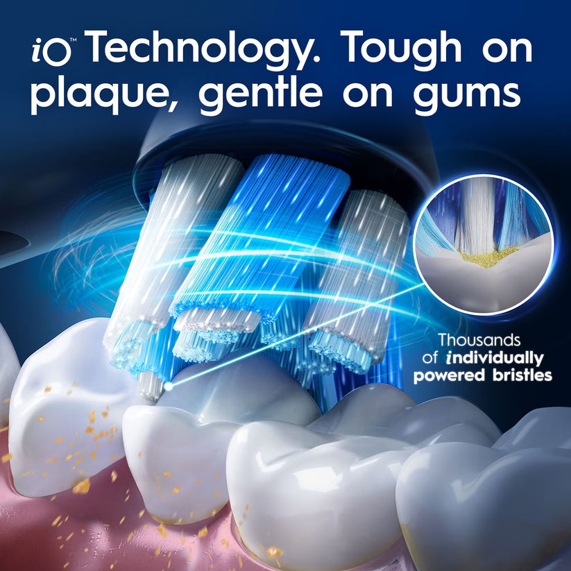 Oral-B iO Series 3 Magnetic Black Electric Toothbrush & Travel